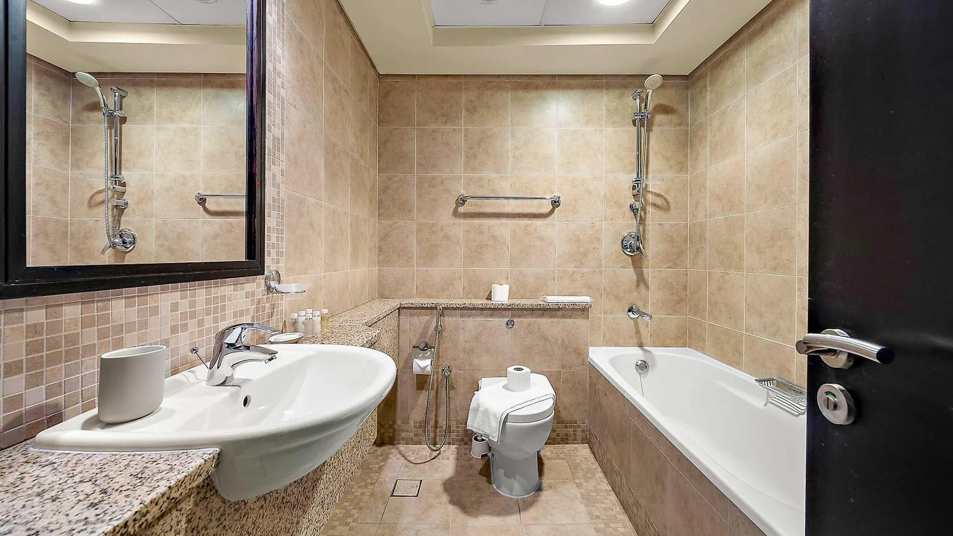 Apartment Silkhaus Sky Gardens At Homestyle Studio In Difc Dubai United Arab Emirates